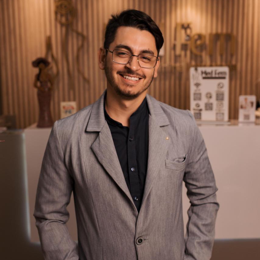 Dr. Andrés Felipe Tabares Pérez